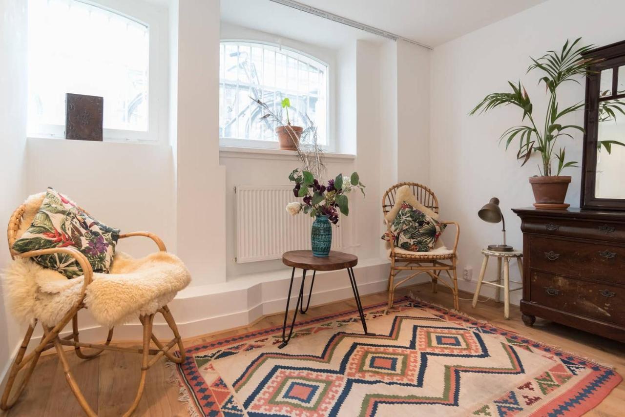 Apartment Weesper Studio 2 *