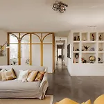 The Mannequin Flat - What\'App - 0034-656-619-782 - For Reservations!