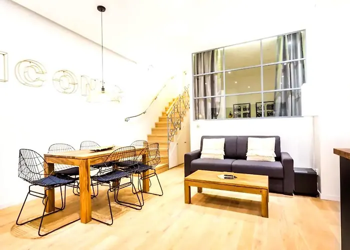 Lovely 4 Bedroom Luxury Apartment