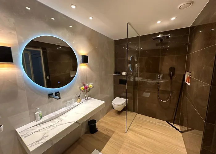 Amstel Corner Hotel