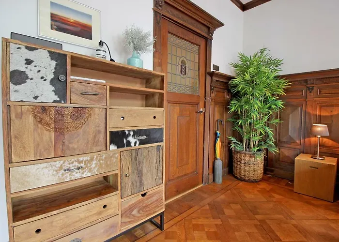 Large 4p canal apartment Prinsengracht