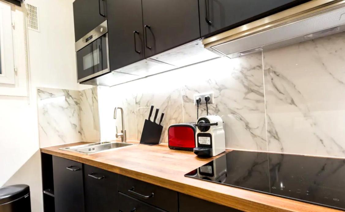 Lovely 4 Bedroom Luxury Apartment Amsterdam
