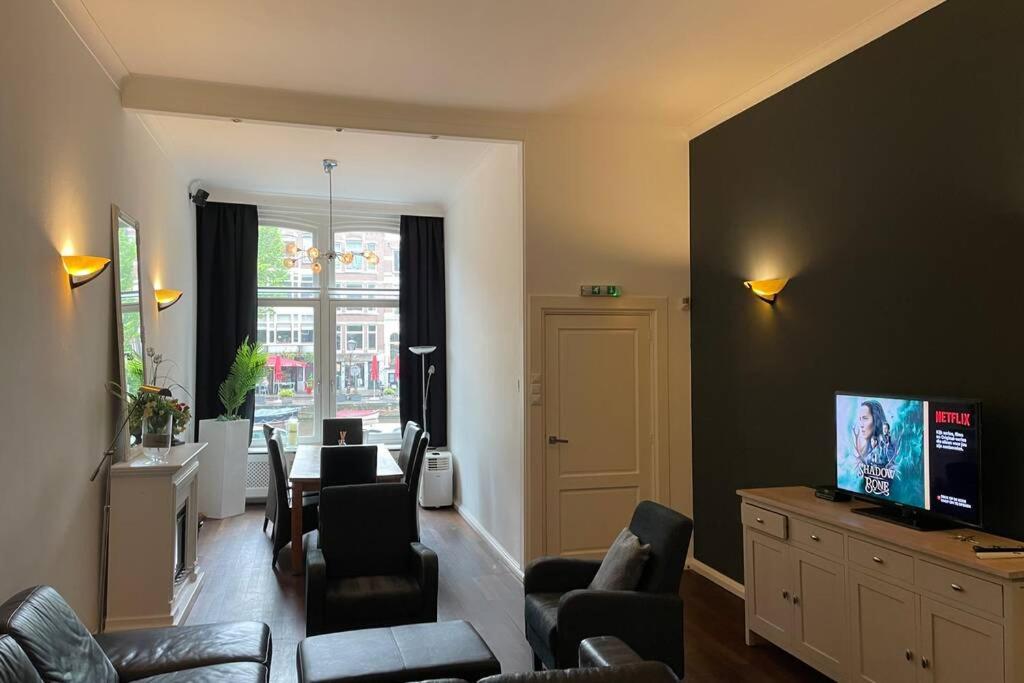 Apartment Lovely 4 Bedroom Luxury Apartment Amsterdam