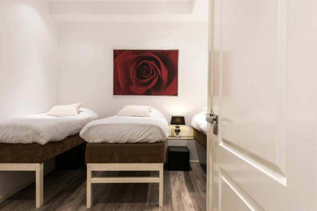 Apartment Lovely 4 Bedroom Luxury Apartment
