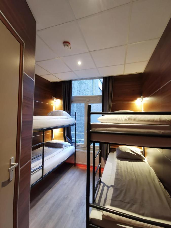Jesse Hotel *