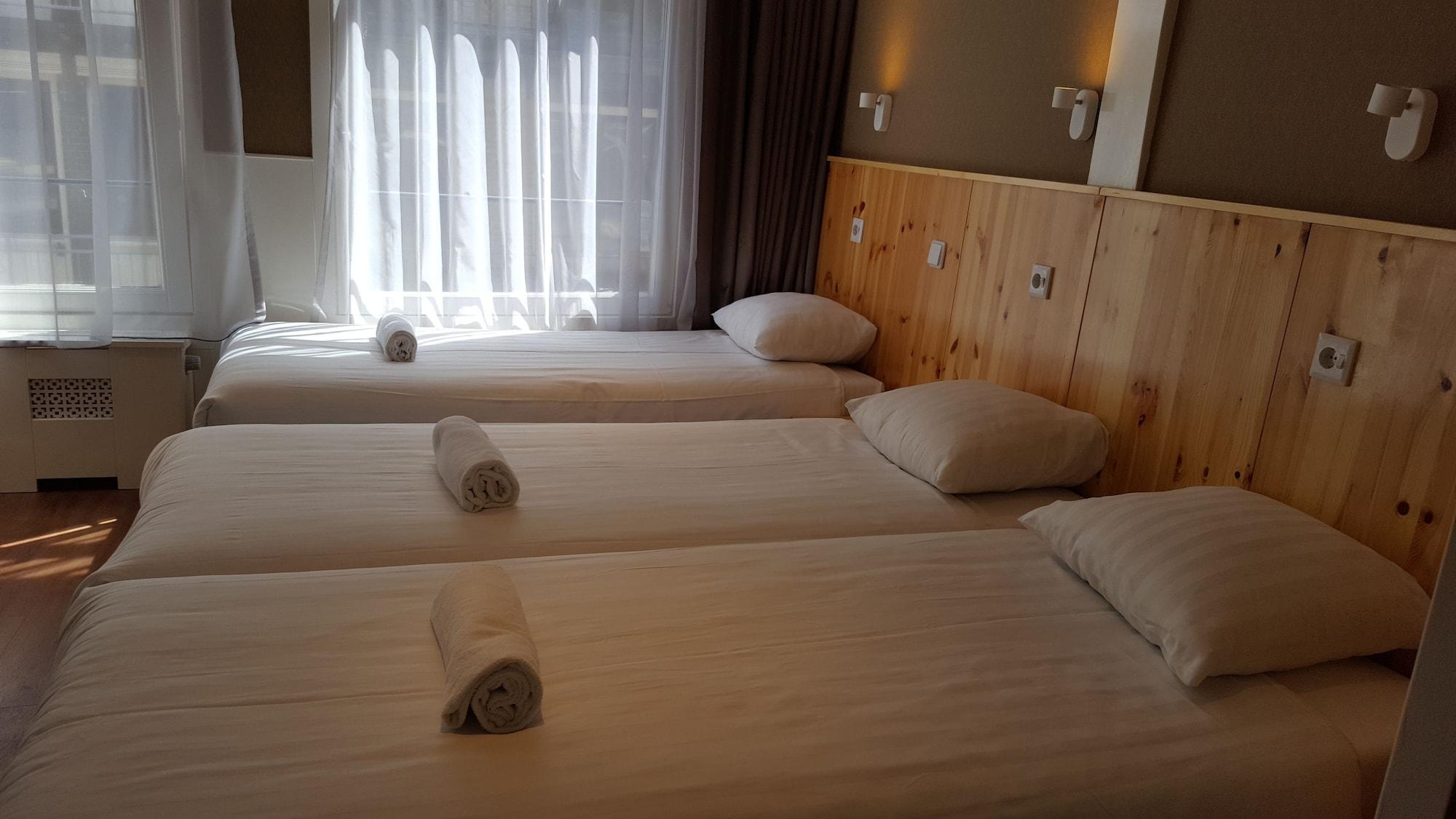 Hotel Old Quarter 2*