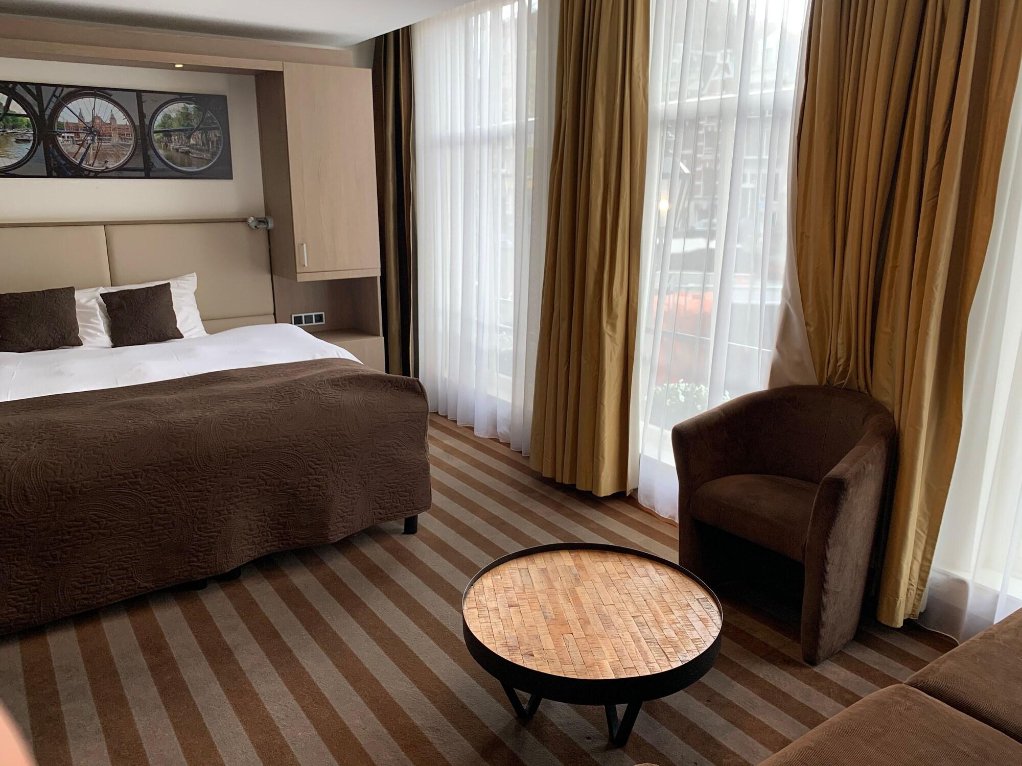 Hotel Prinsengracht 3*