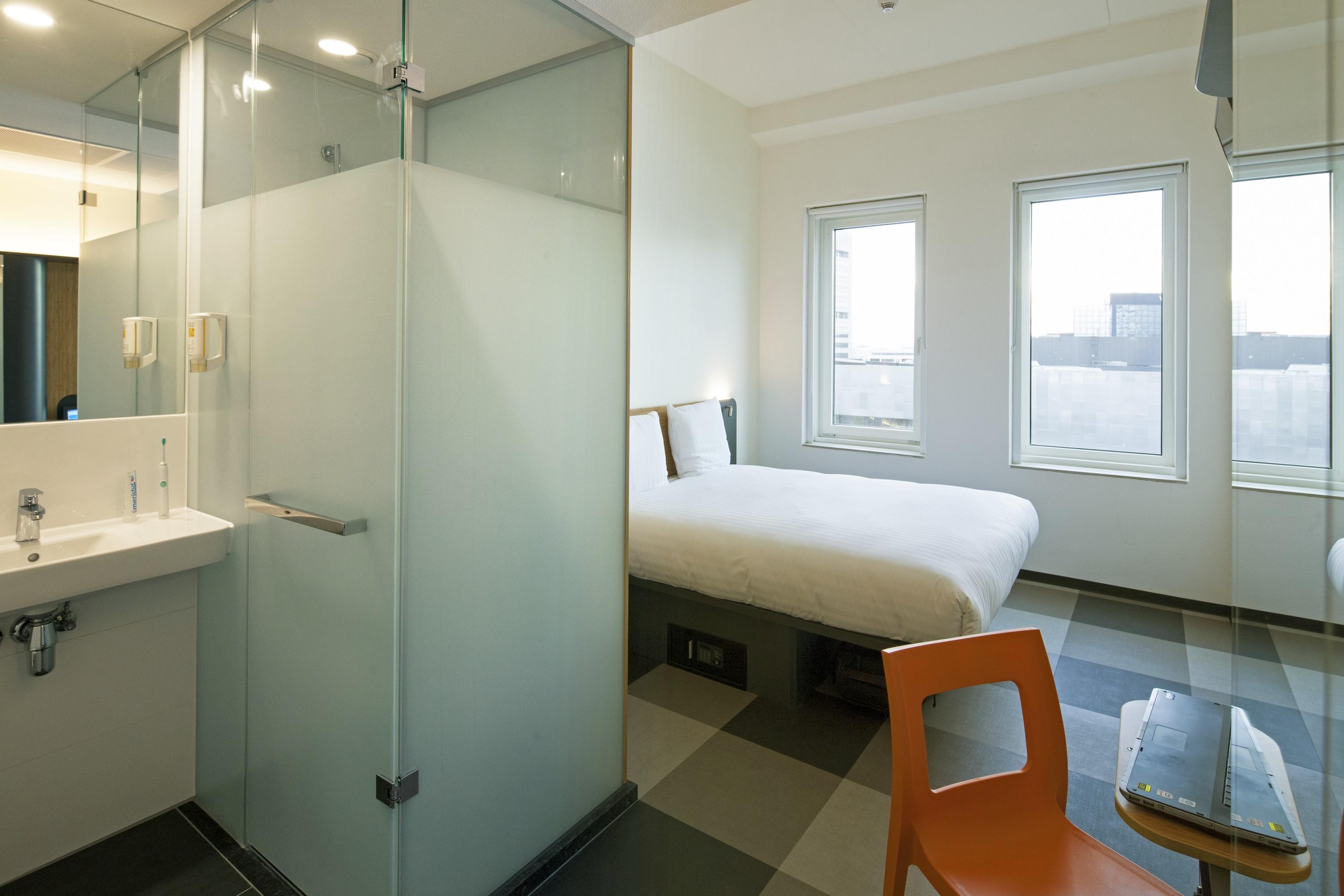 Easyhotel Arena Boulevard Hotel