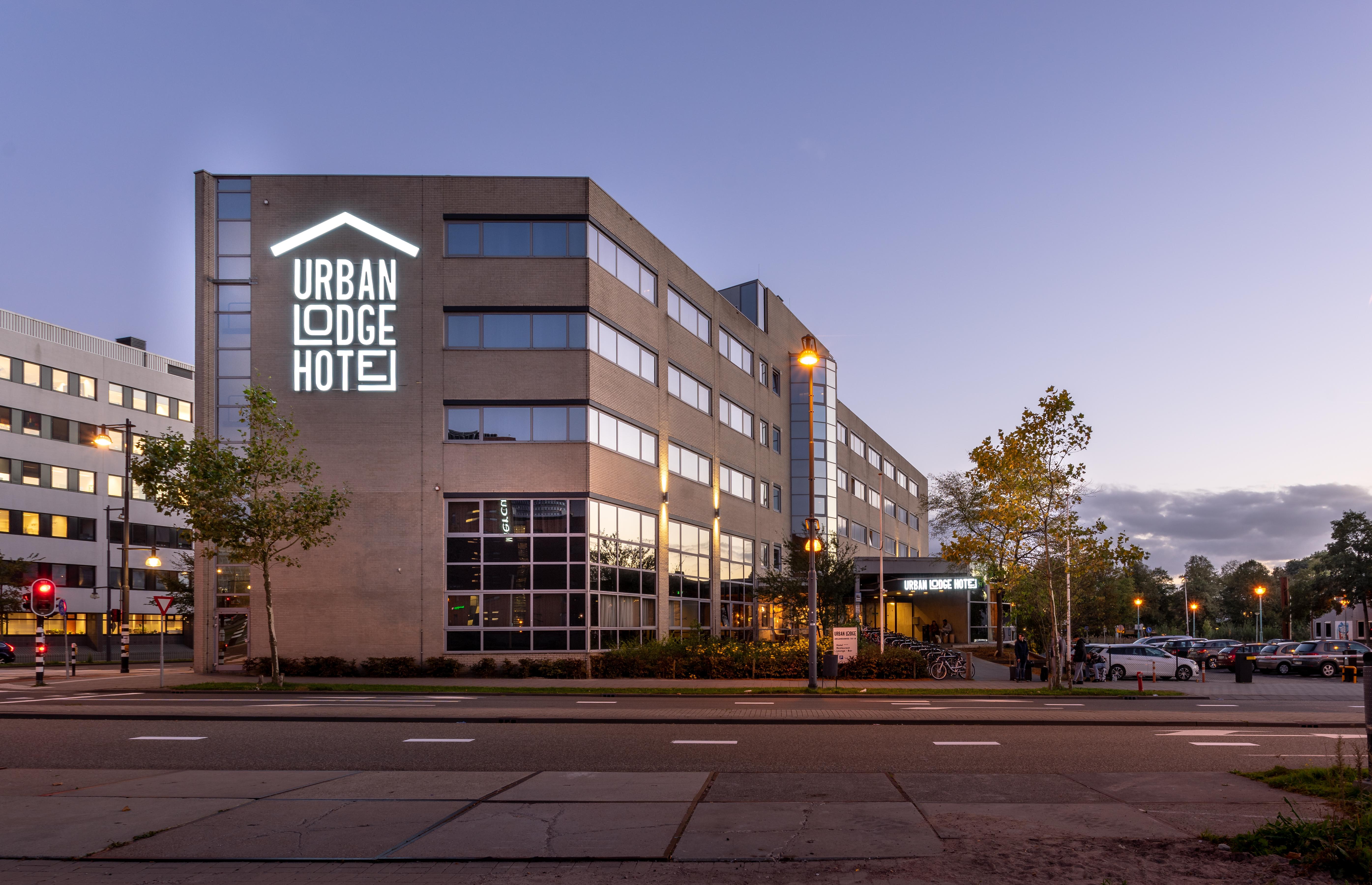 Hotel Urban 4*