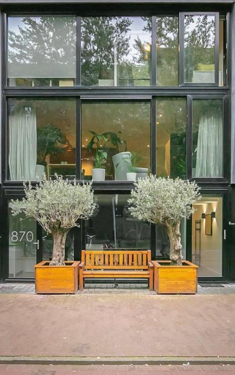 Luxurious Studio Only 15 Minutes From Center Frühstückspension