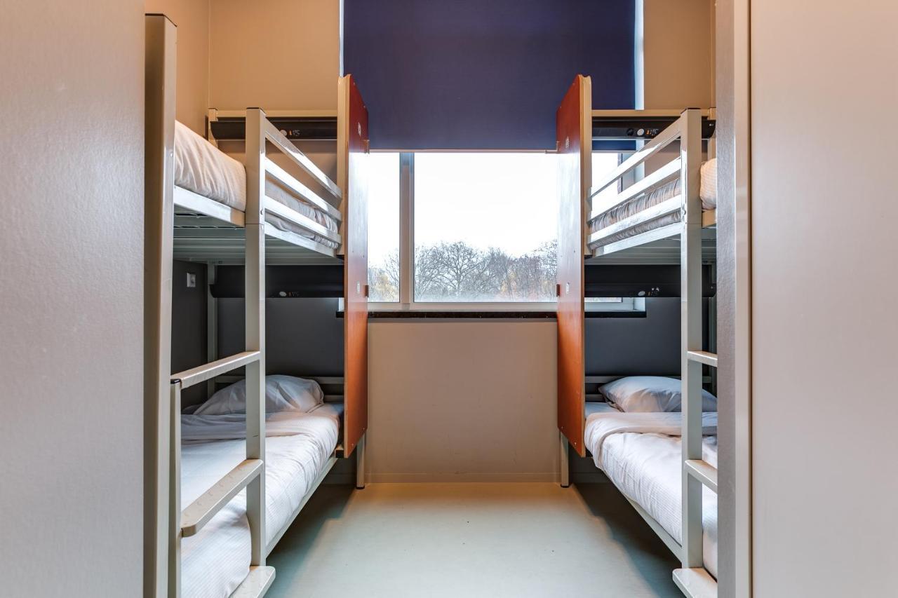 Clinknoord Hostel Albergue *
