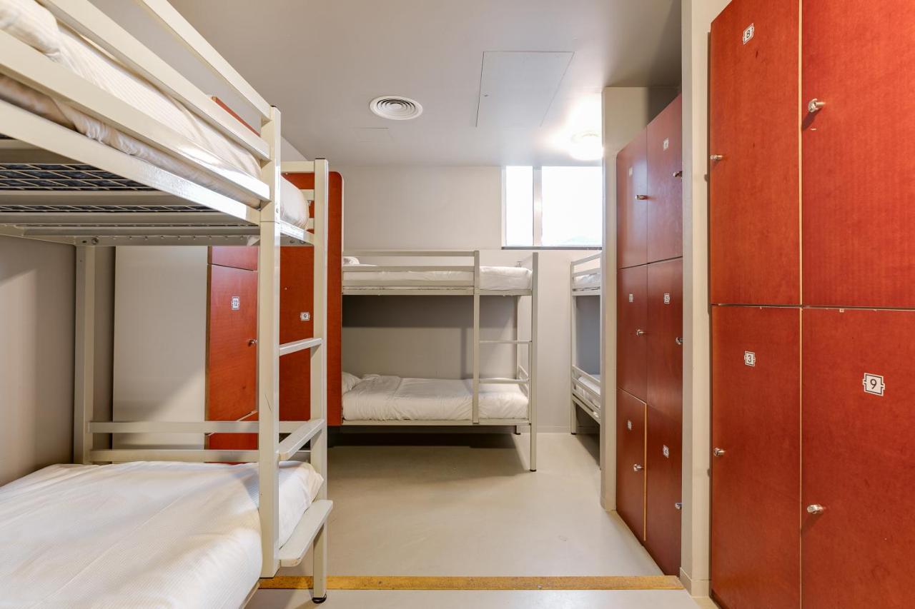 Clinknoord Hostel *
