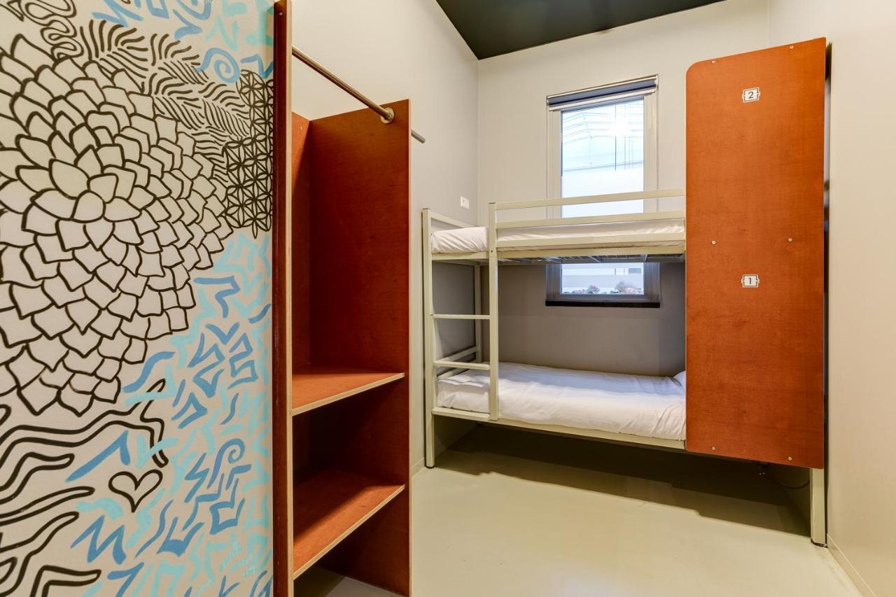 Clinknoord Hostel Albergue *