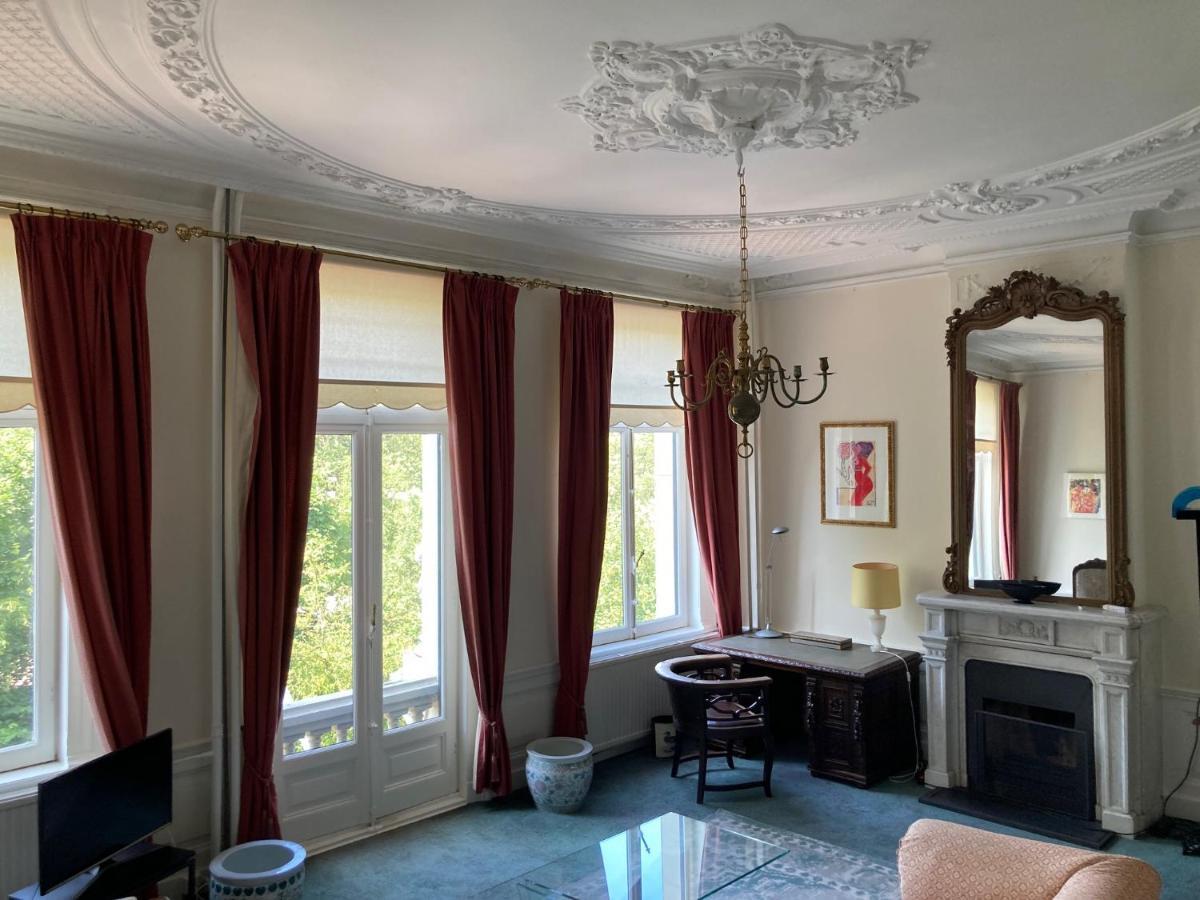 Vondelparkmuseum Bed & Breakfast 2*