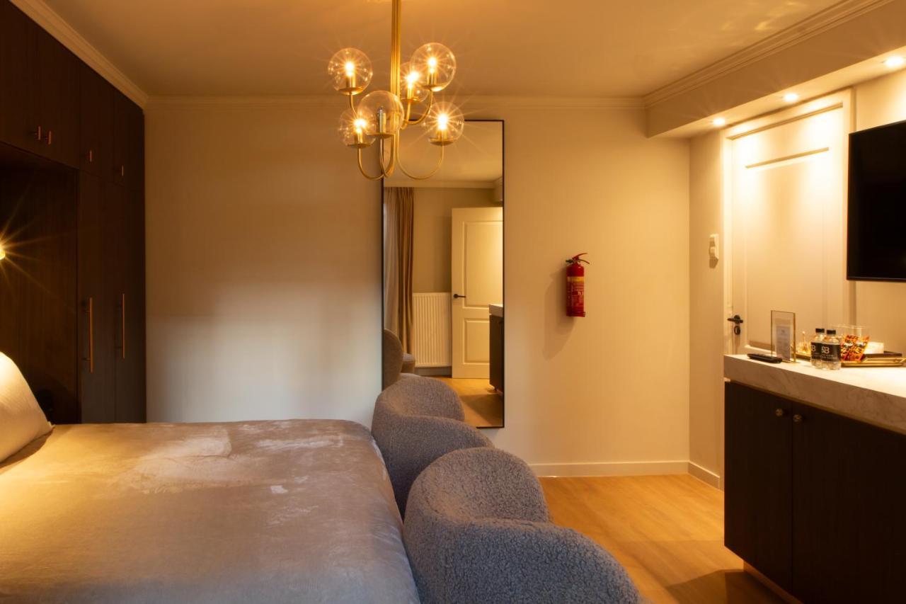 Midtown Couette-café *
