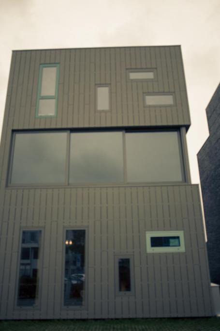 Private Eco Wooden Studio With Bath And Bikes And Garden Casa de hóspedes *