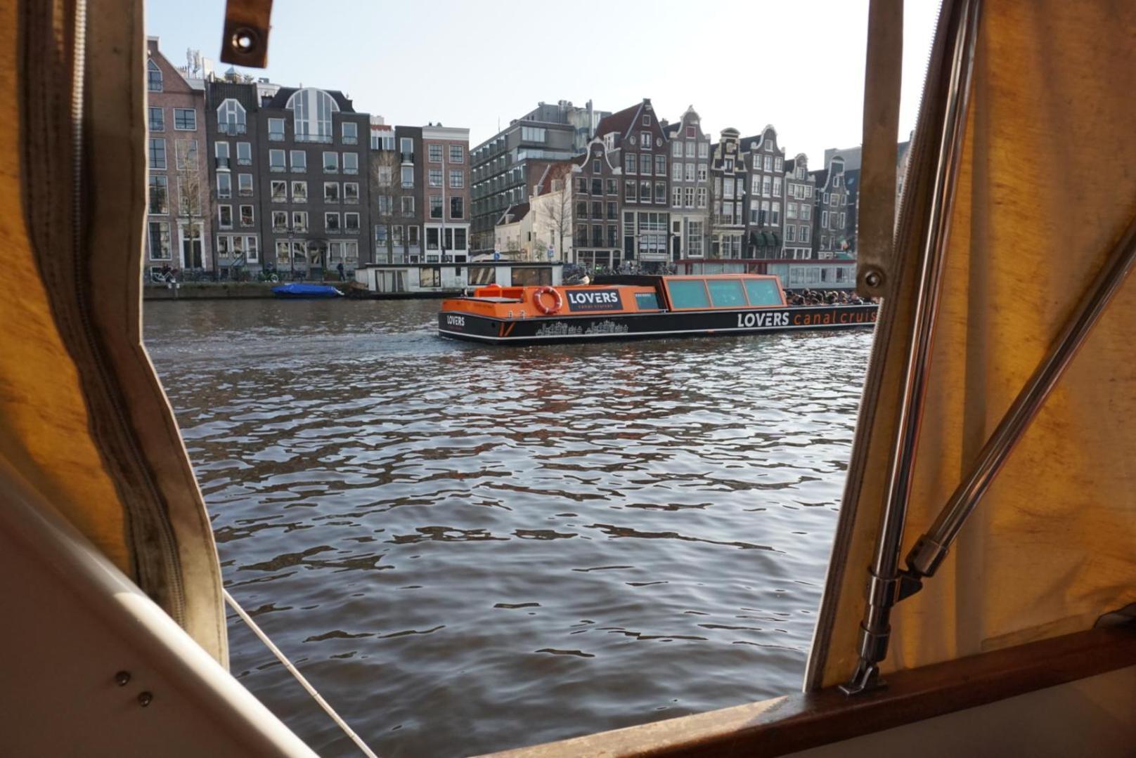 Join Boathotel Botel