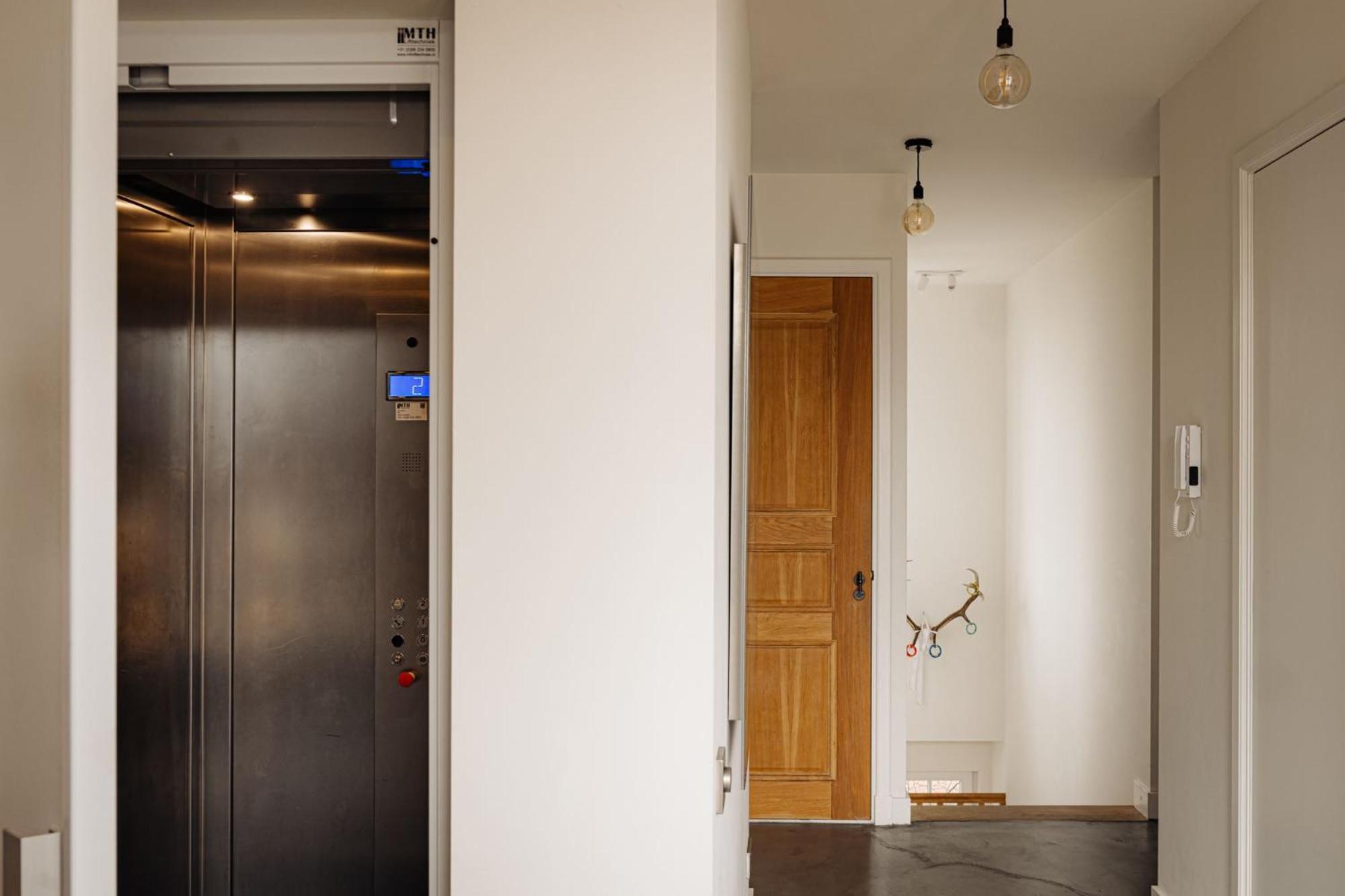 The Mannequin Flat - What'app - 0034-656-619-782 - For Reservations! Apartment