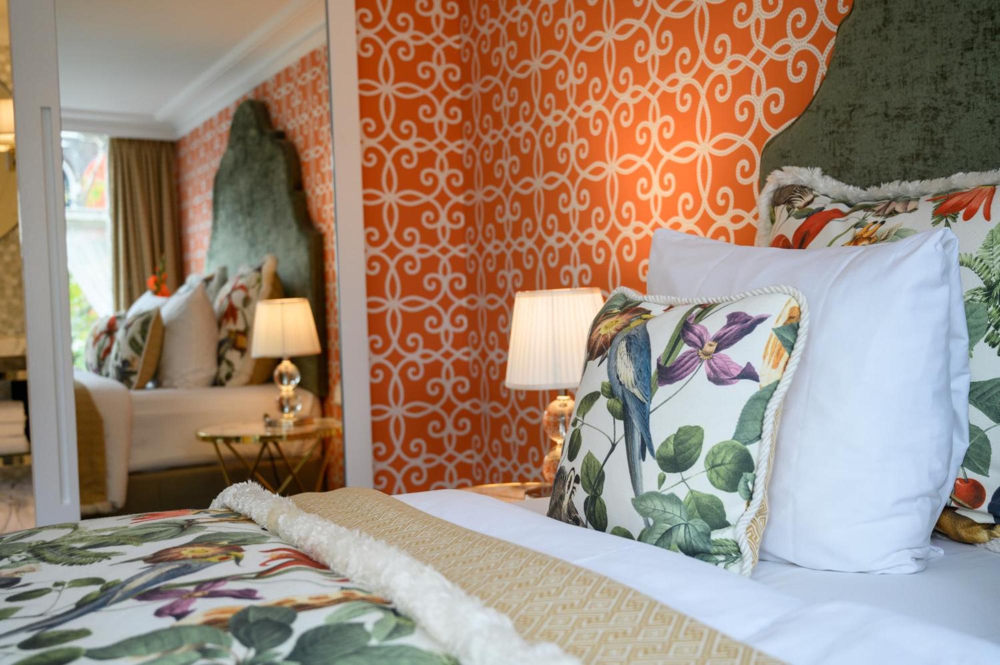 Estheréa Hotel 4*