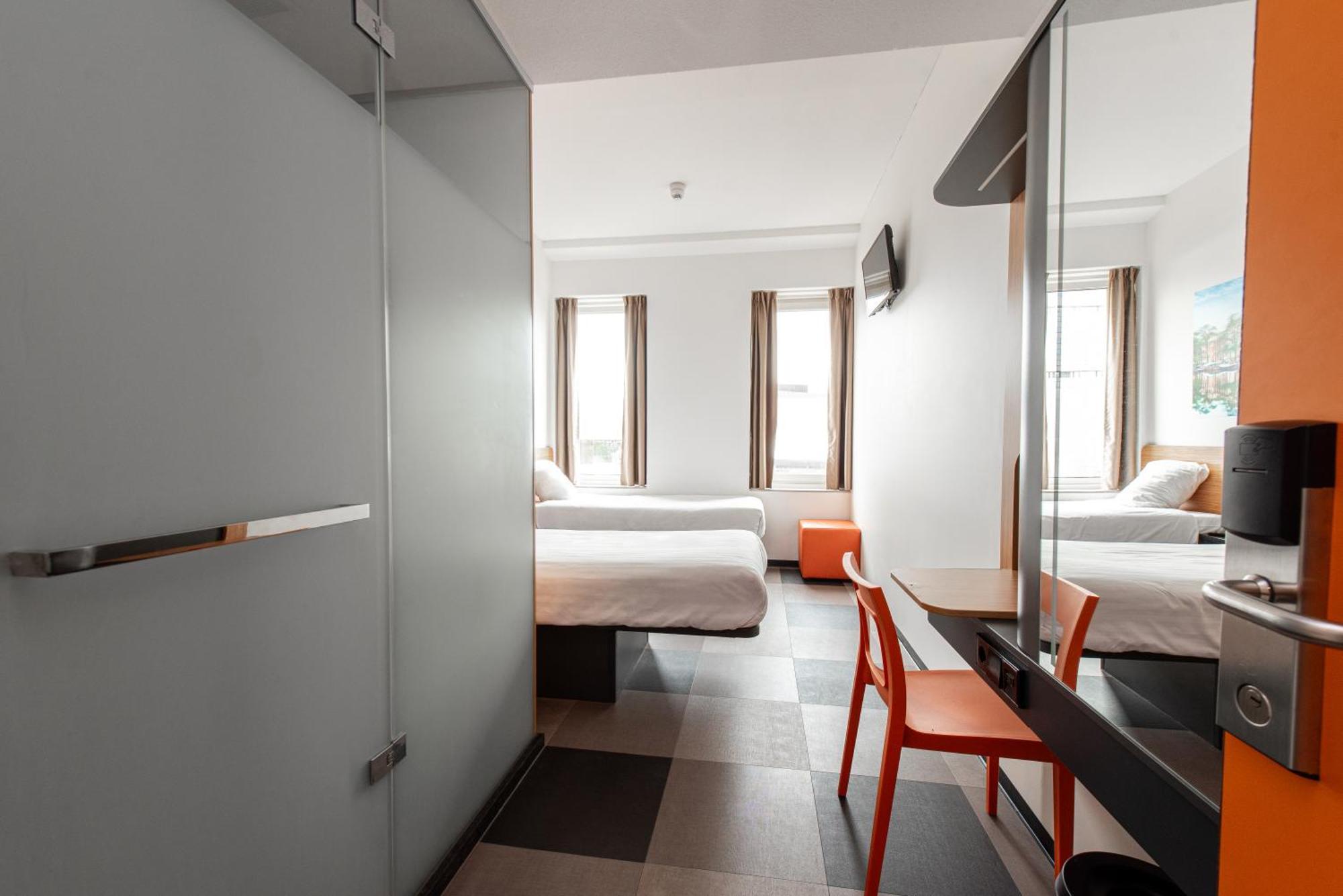 Easyhotel Arena Boulevard Hotel Amesterdão