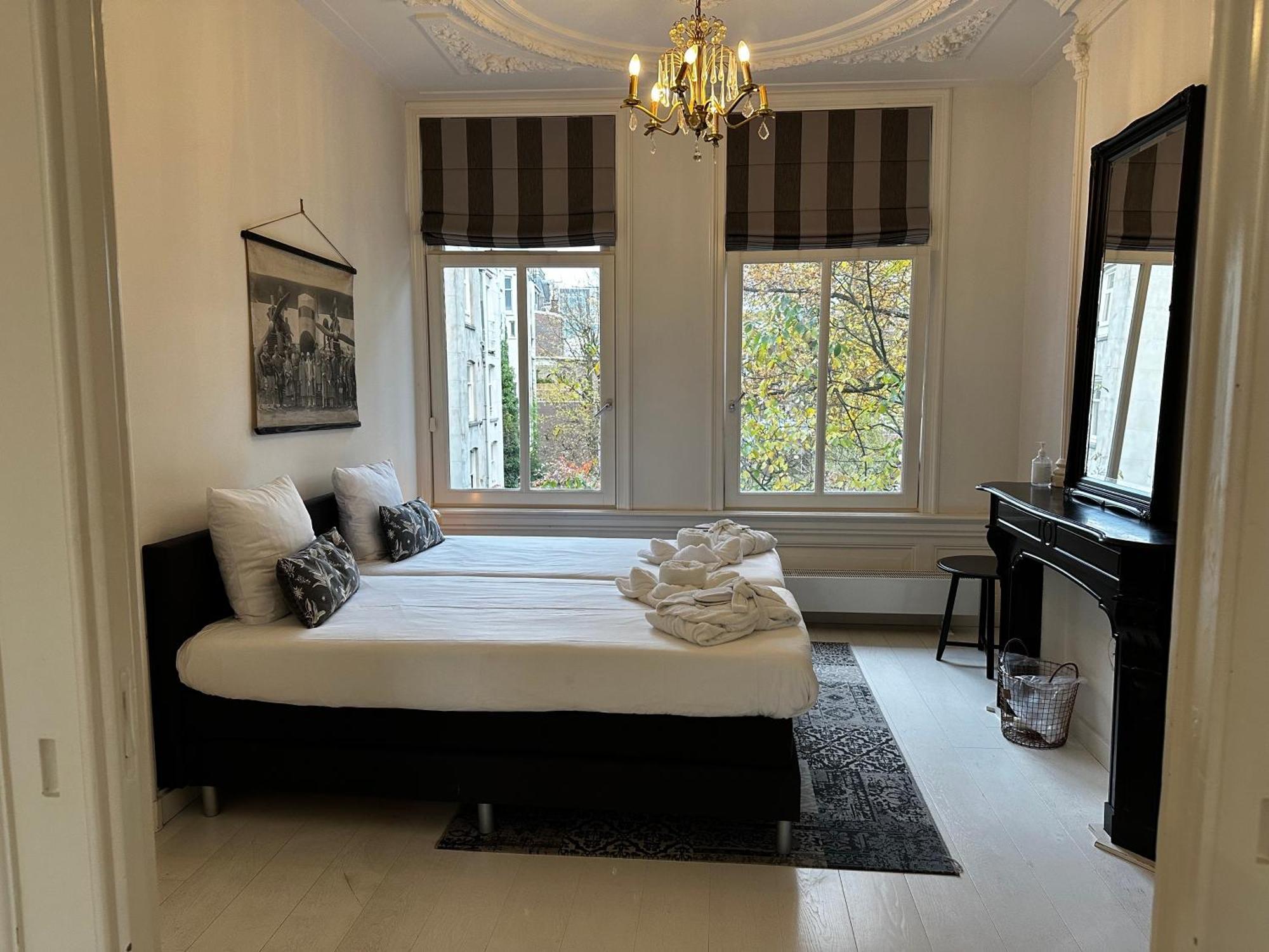 Nine-T-Teen Bed And Boutique Bed & Breakfast 3*