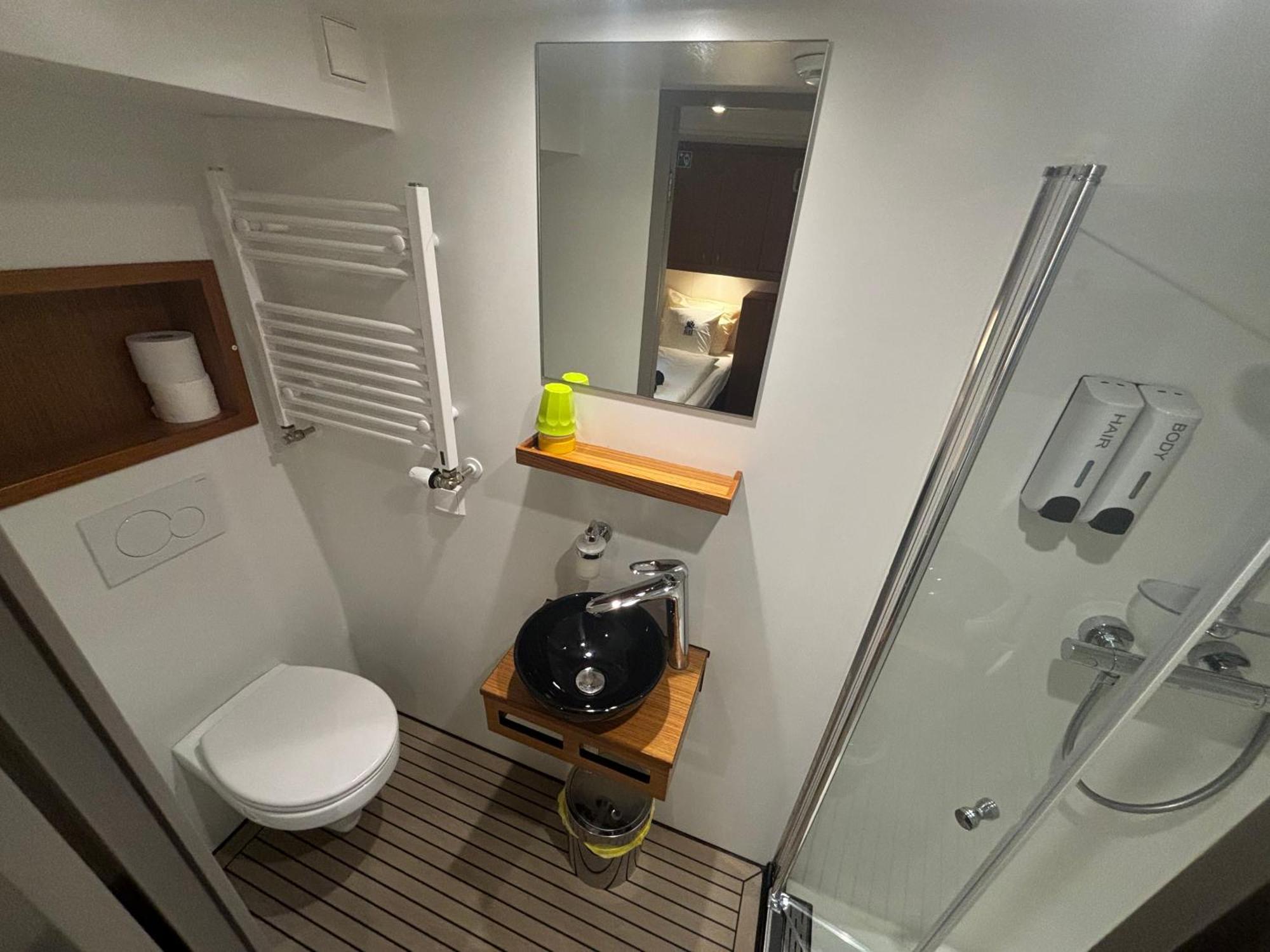 Hotelboat Iris Amesterdão