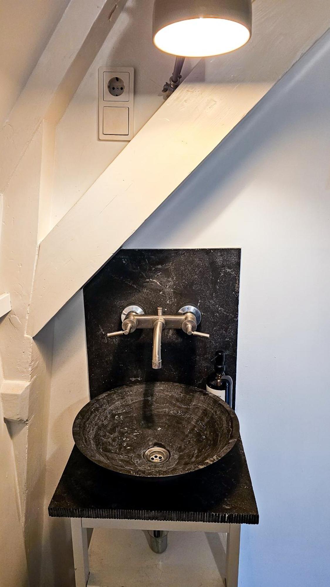 Bed & Breakfast Two Bedroom In Historic Canalhouse From 1618 - Centre Amsterdam