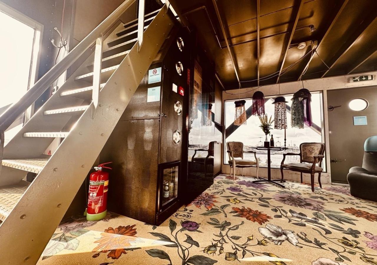 Crane Hotel Faralda