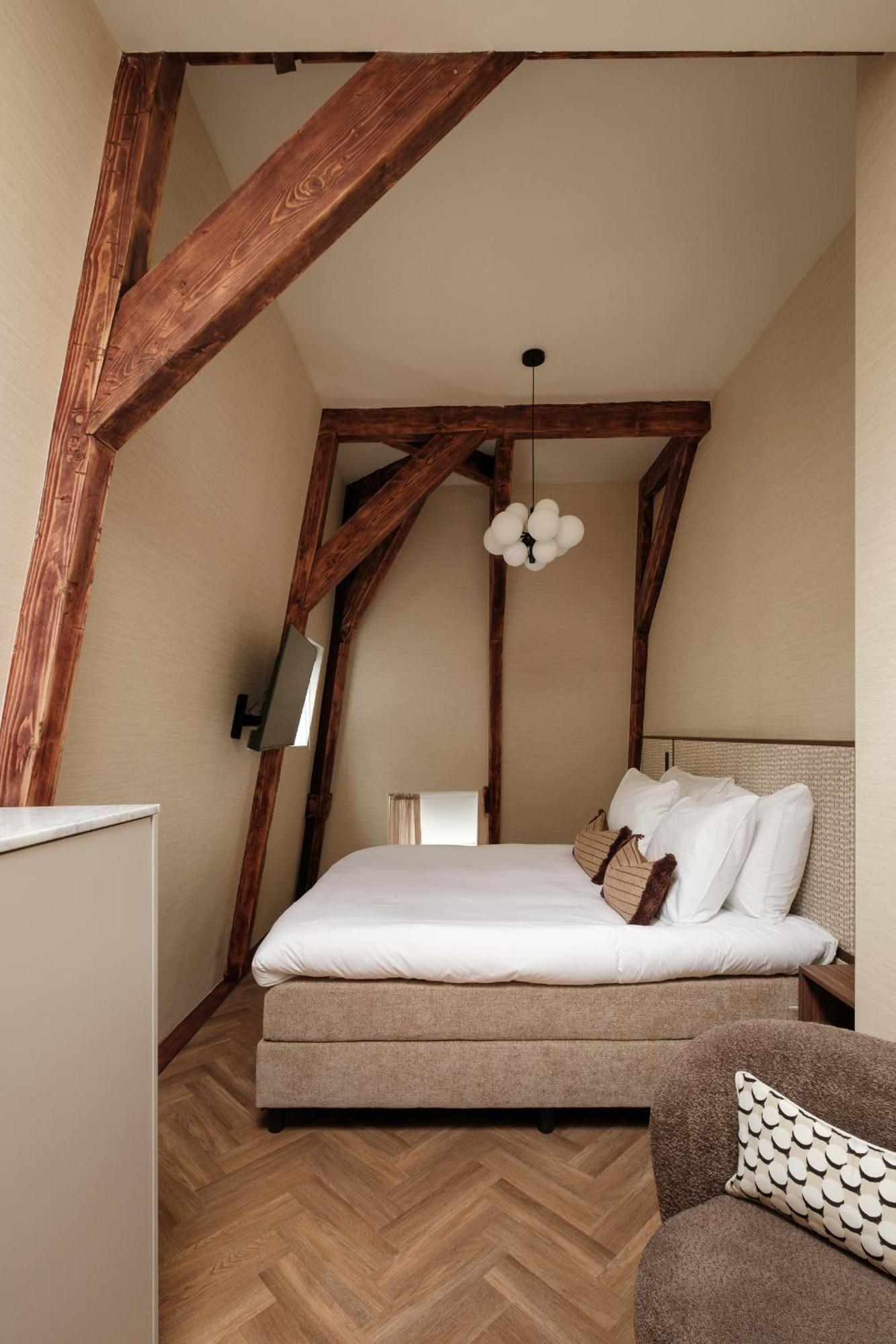 Hotel House Of Adam
