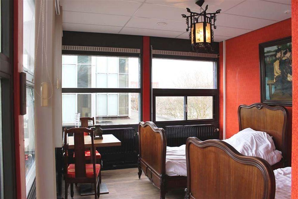 Hostelle Auberge de jeunesse *