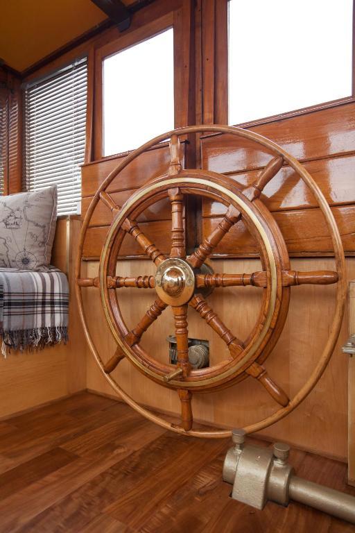 Houseboat Ms 3 Gebroeders Couette-café Amsterdam