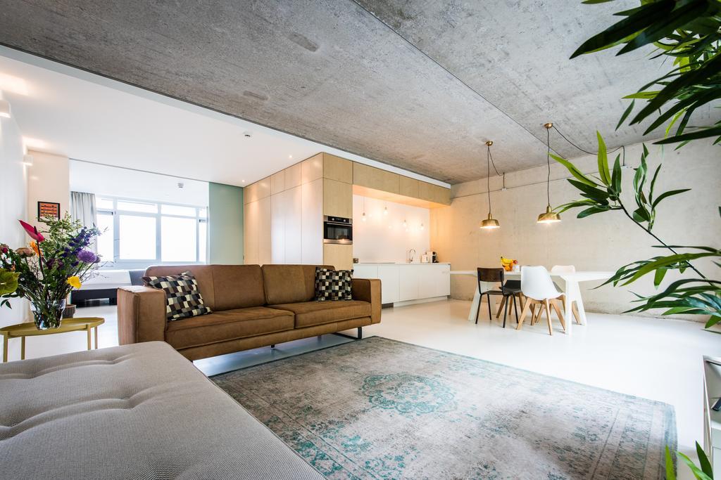 Short Group Houthavens Serviced Amsterdam