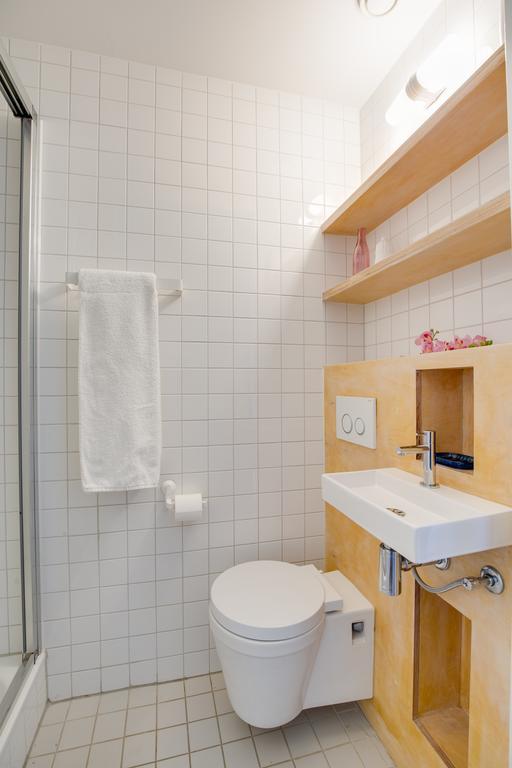 Short Group Houthavens Serviced Apartment *