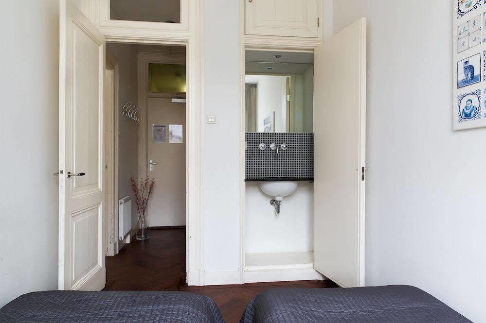 Marnix360apartments The Mansion 2*