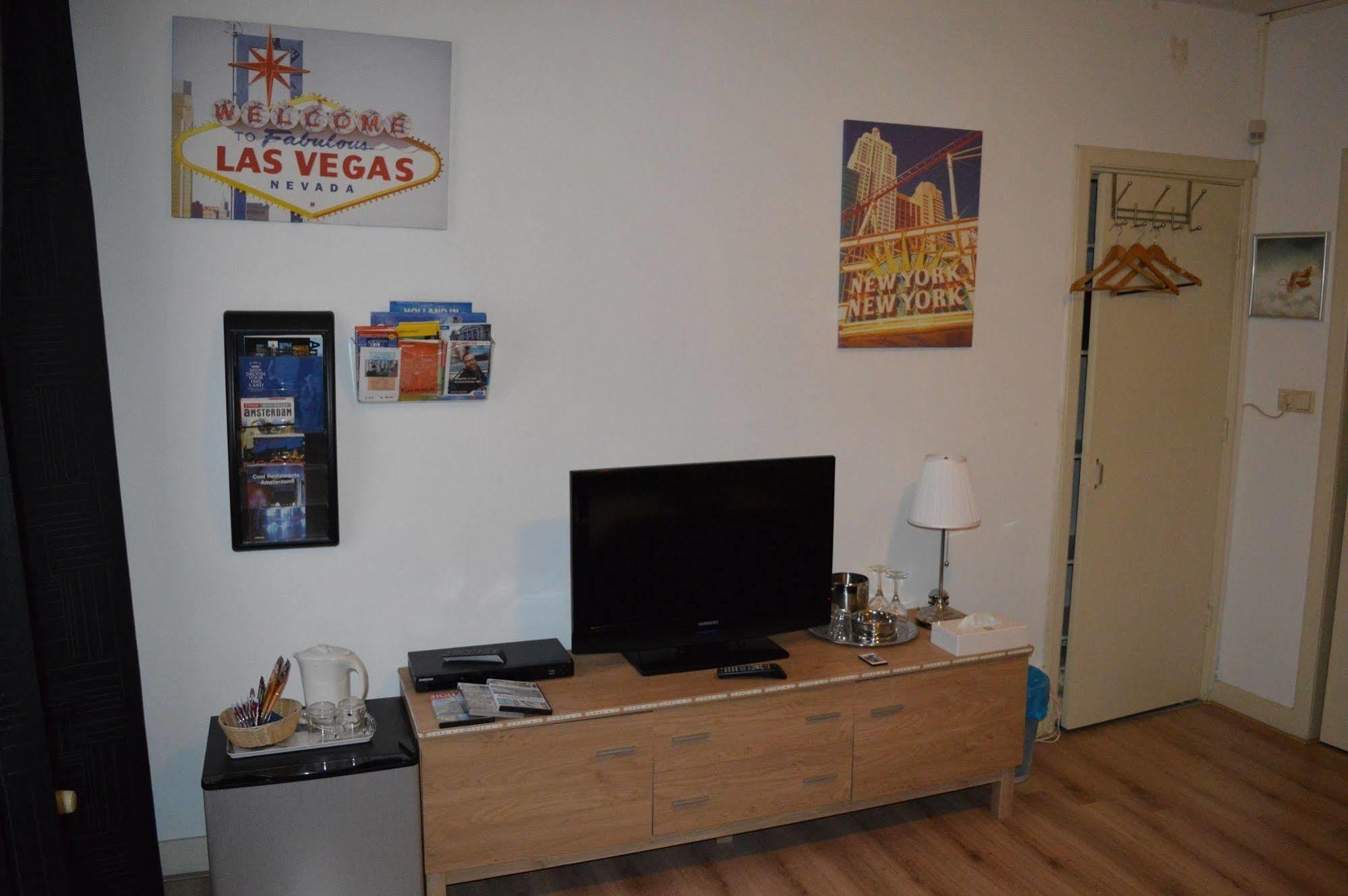 Vegas * Amsterdam