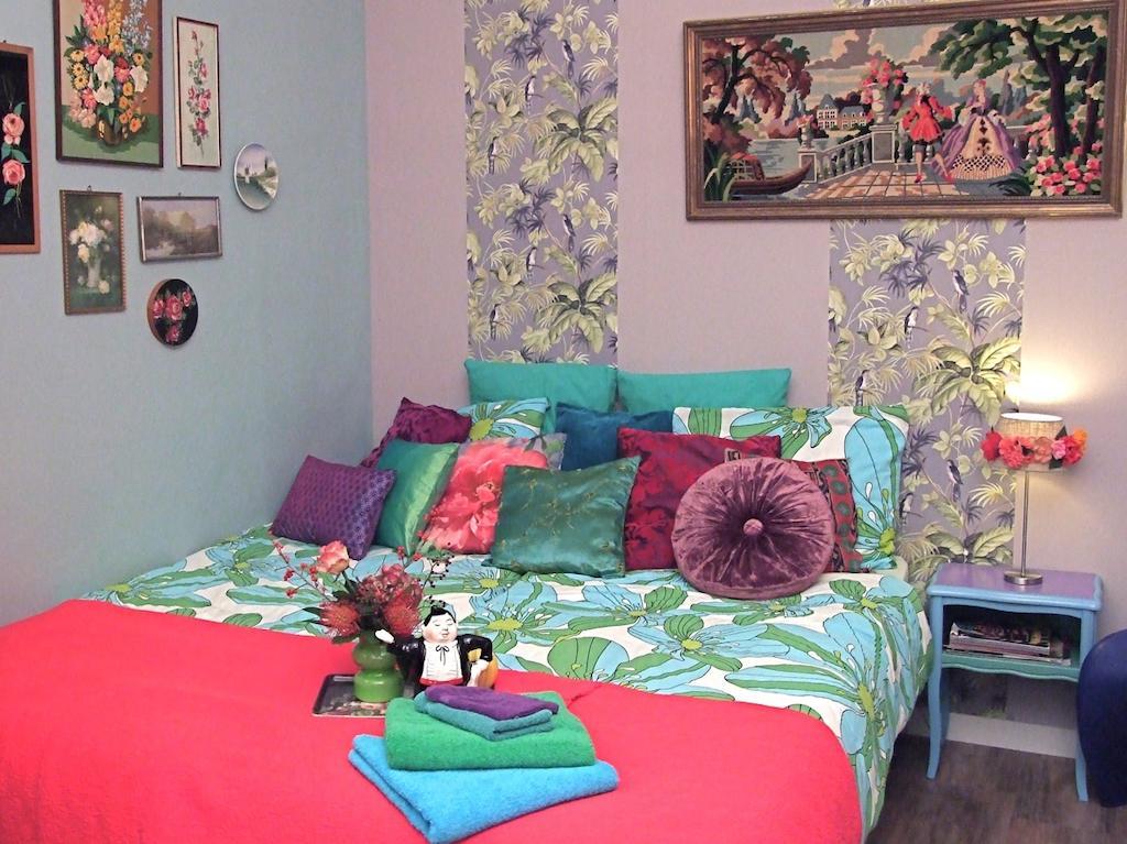 Colourful Bed & Breakfast Amsterdam