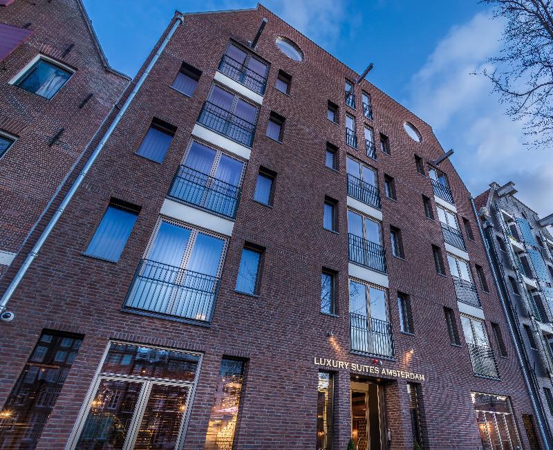 Luxury - Member Of Warwick Hotel 5*