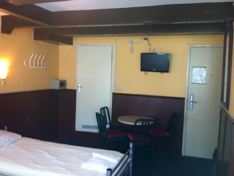 Teun Hotel 2*