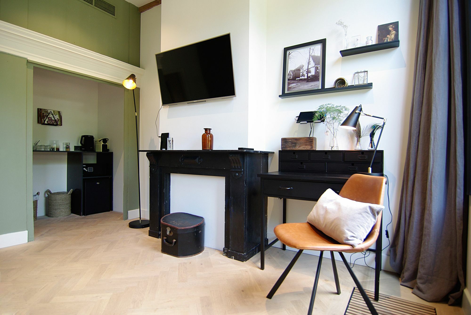 Authentic - De Vergulden Eenhoorn Hotel 4*