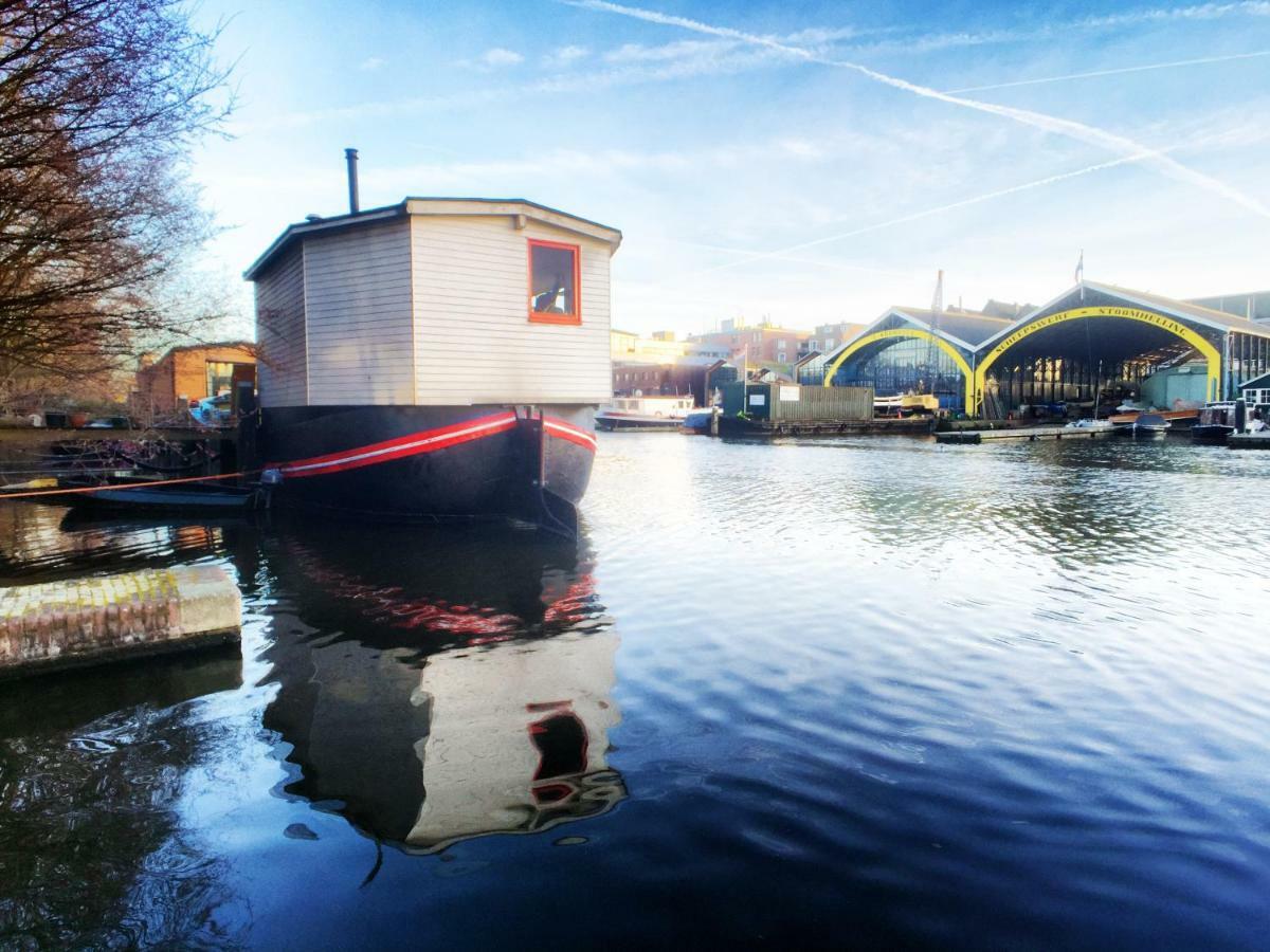 Houseboat Concordia Bed & Breakfast