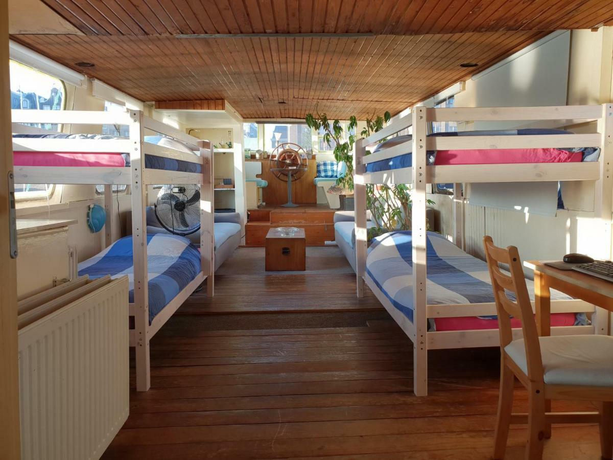 Beagle Family Houseboat * Amsterdam