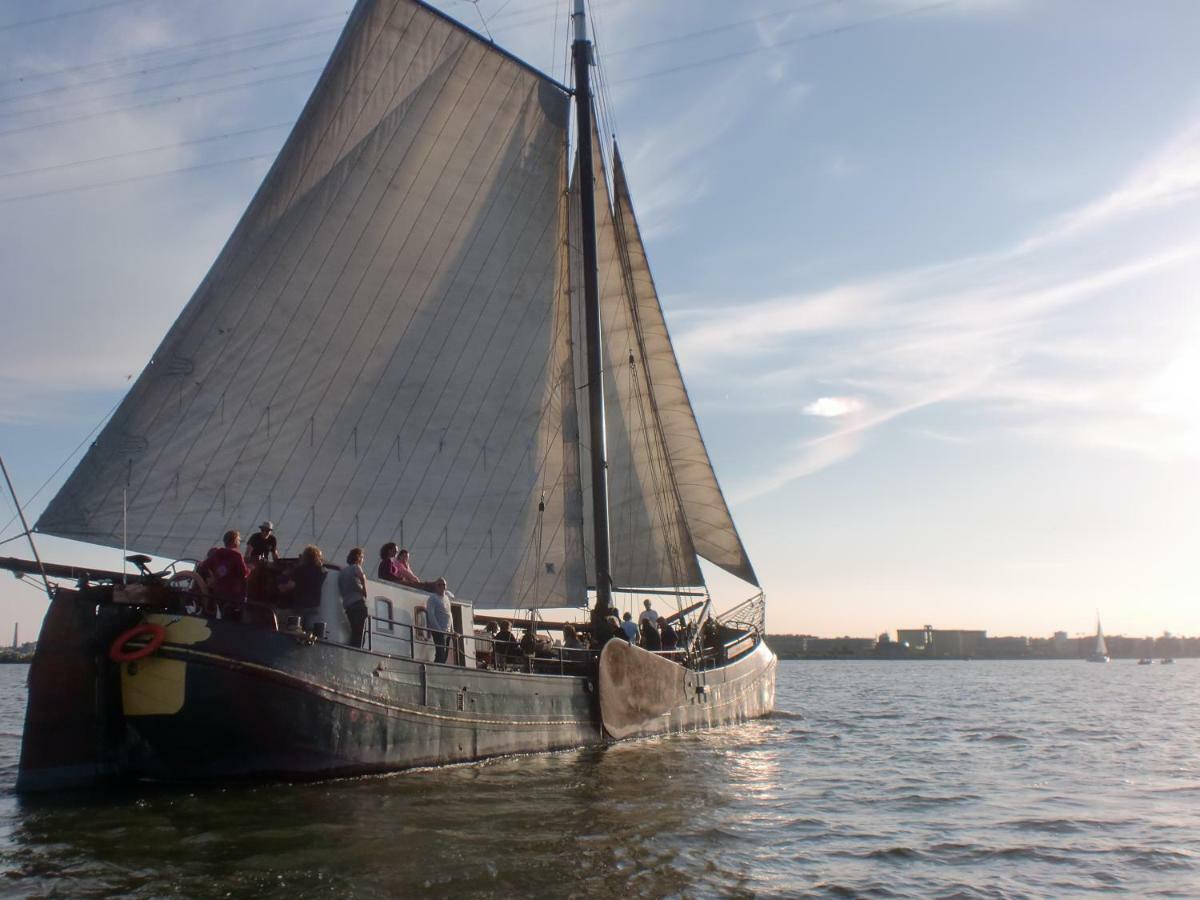 Authentic Ship 