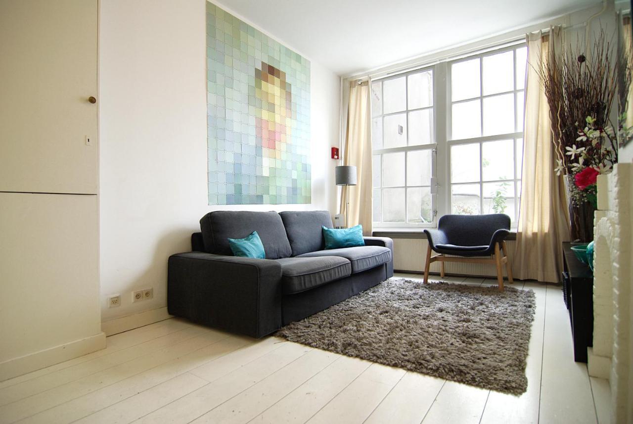 Museum District Apartment