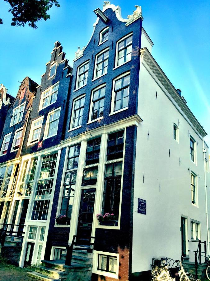 Realeneiland Couette-café Amsterdam