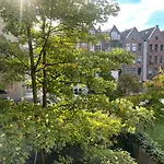 Blossoms City Hotel