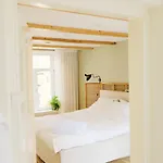 B&B La Vie En Roos Amsterdam