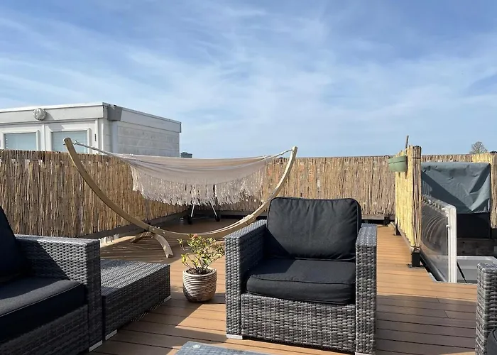 Canal View, Roofterrace Apartment