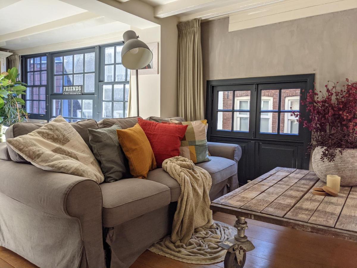 Lanestay Damsquare Bed & Breakfast