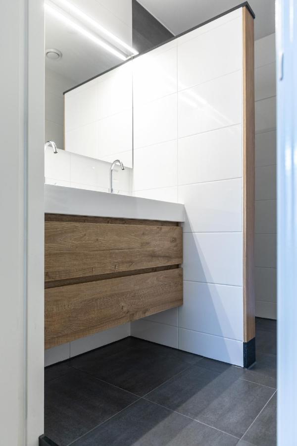 Gorgeous And Stylish Place For Two In Hip West! Amesterdão