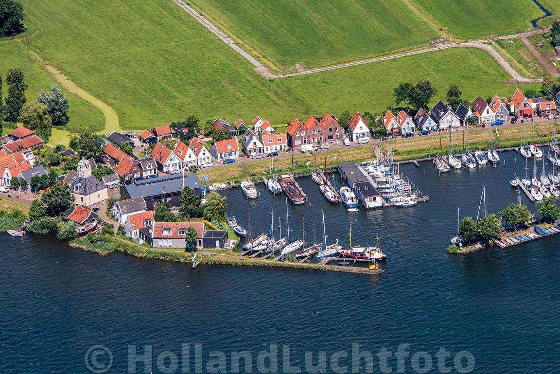 Bed & Breakfast Waterlands Genoegen 2*